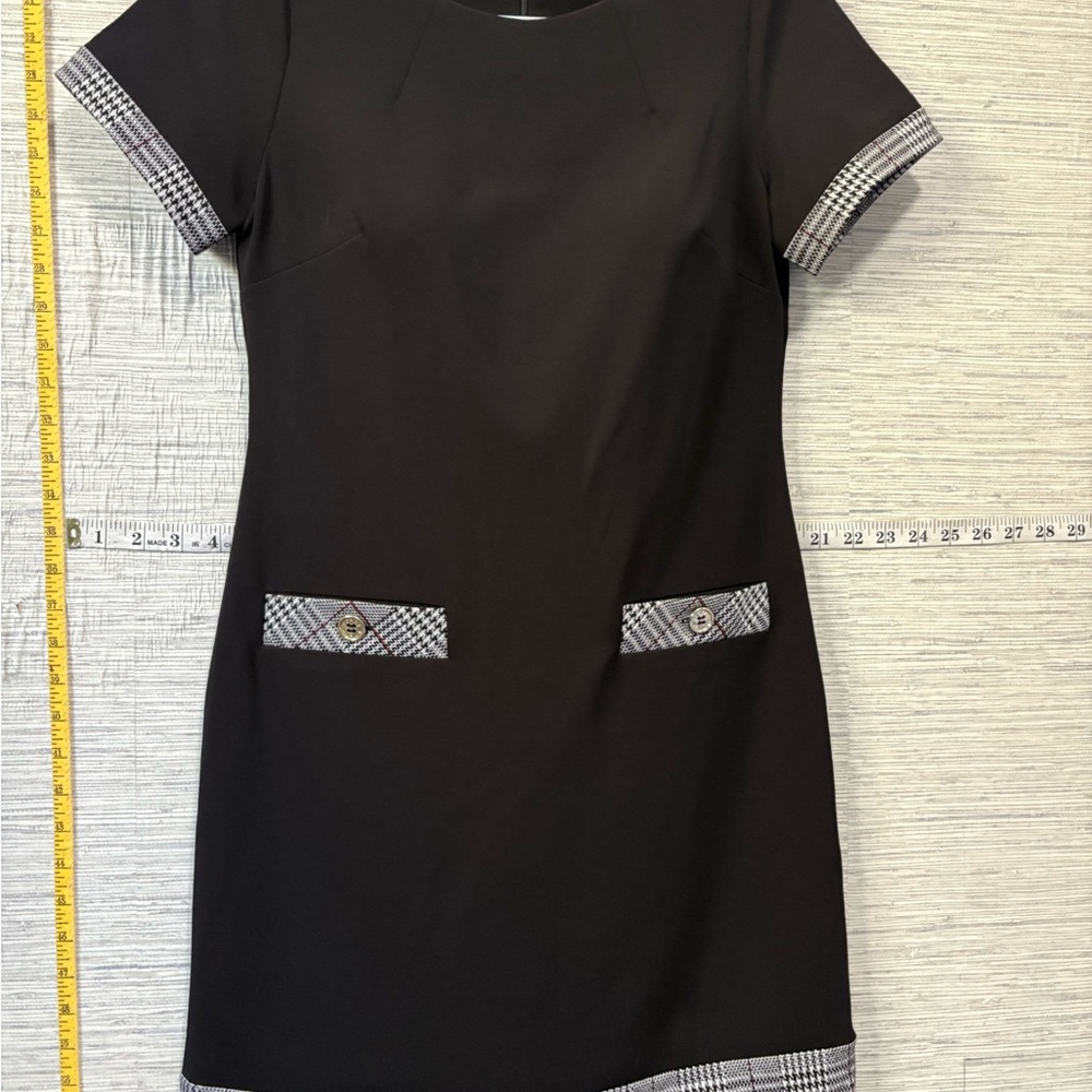 Tommy Hilfiger Houndstooth-Trim Shift Short Sleeve Dress